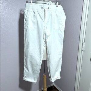 LOFT White Cargo Pants Size 10. NWT